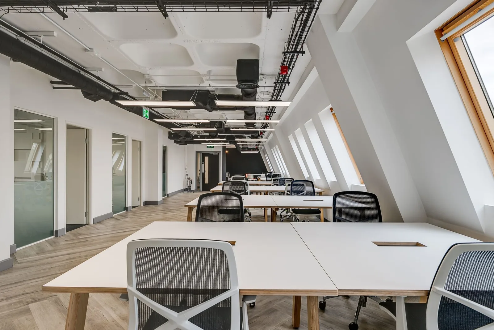 Business Cube - Grays Inn Road, Open-plan office, London
