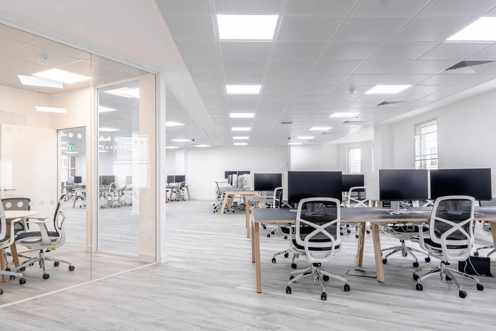 Business Cube - Mayfair, Open space, Londres