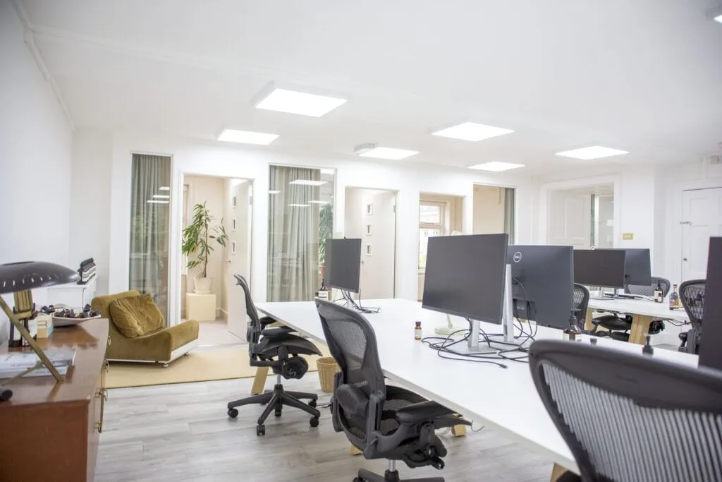 Business Cube - Russell Square, Open-plan office, London