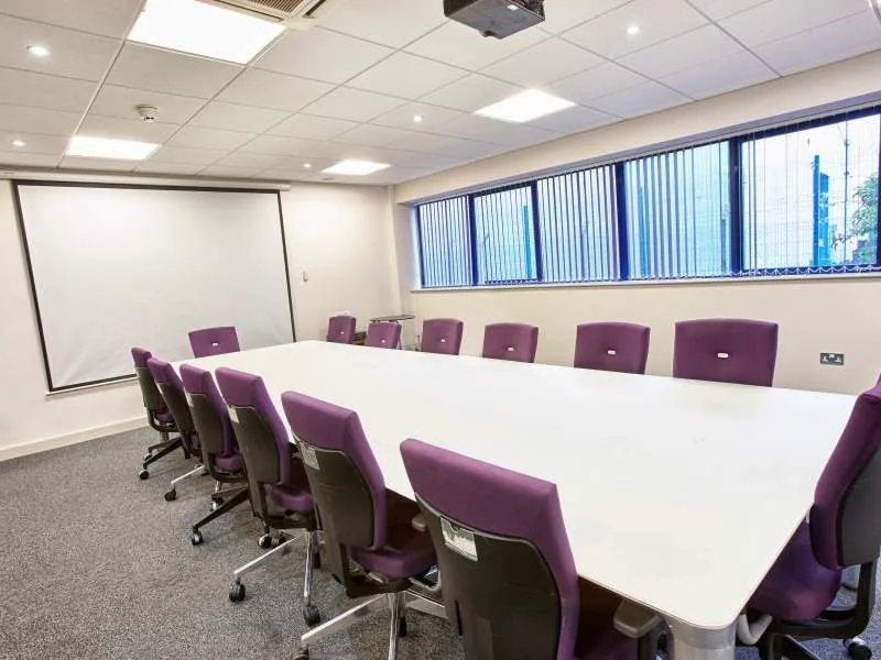 Business First - Liverpool Business Centre, Salle de réunion 14 personnes, Liverpool