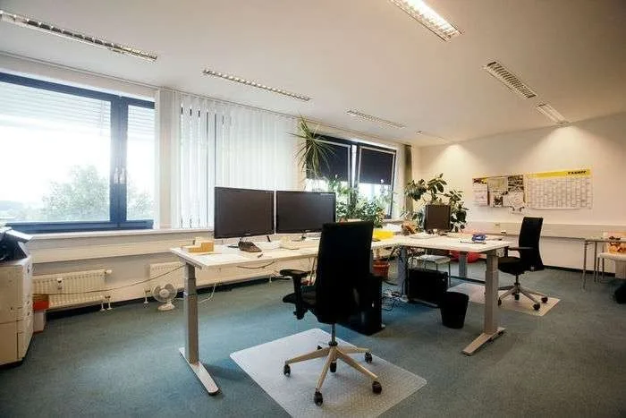 Business and Innovation Centre Zwickau GmbH, Private office, 2 desks, Zwickau