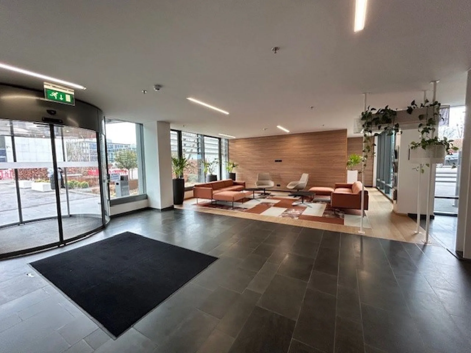 Business Office Services - Naos Vertigo, Empfang, Luxembourg City