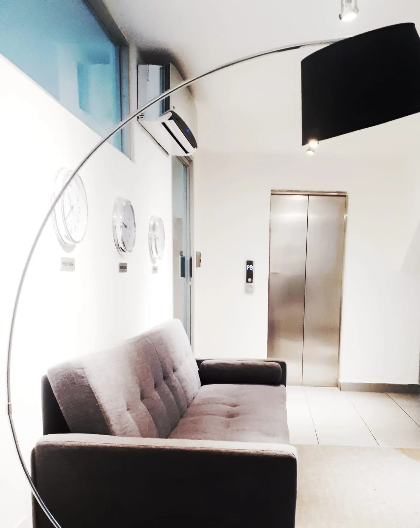 Business Point, Lounge, Panama City