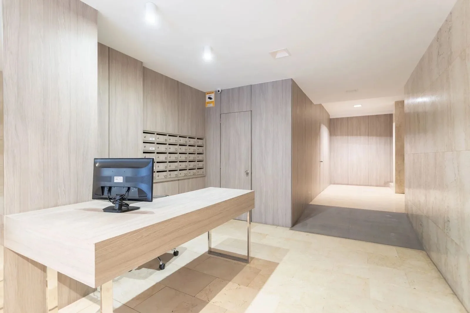 Business Rooms Valencia, Recepción, Valencia