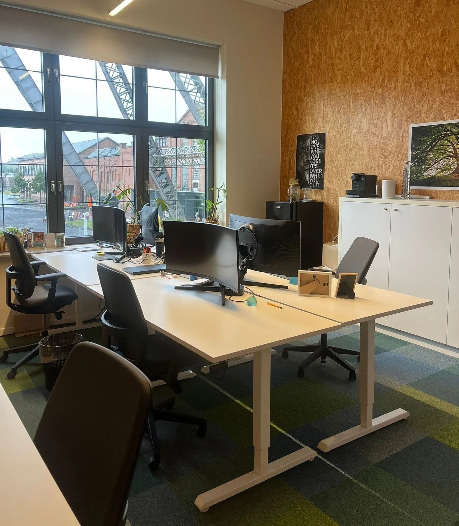 C-mine Crib, Private office, 4 desks, Genk