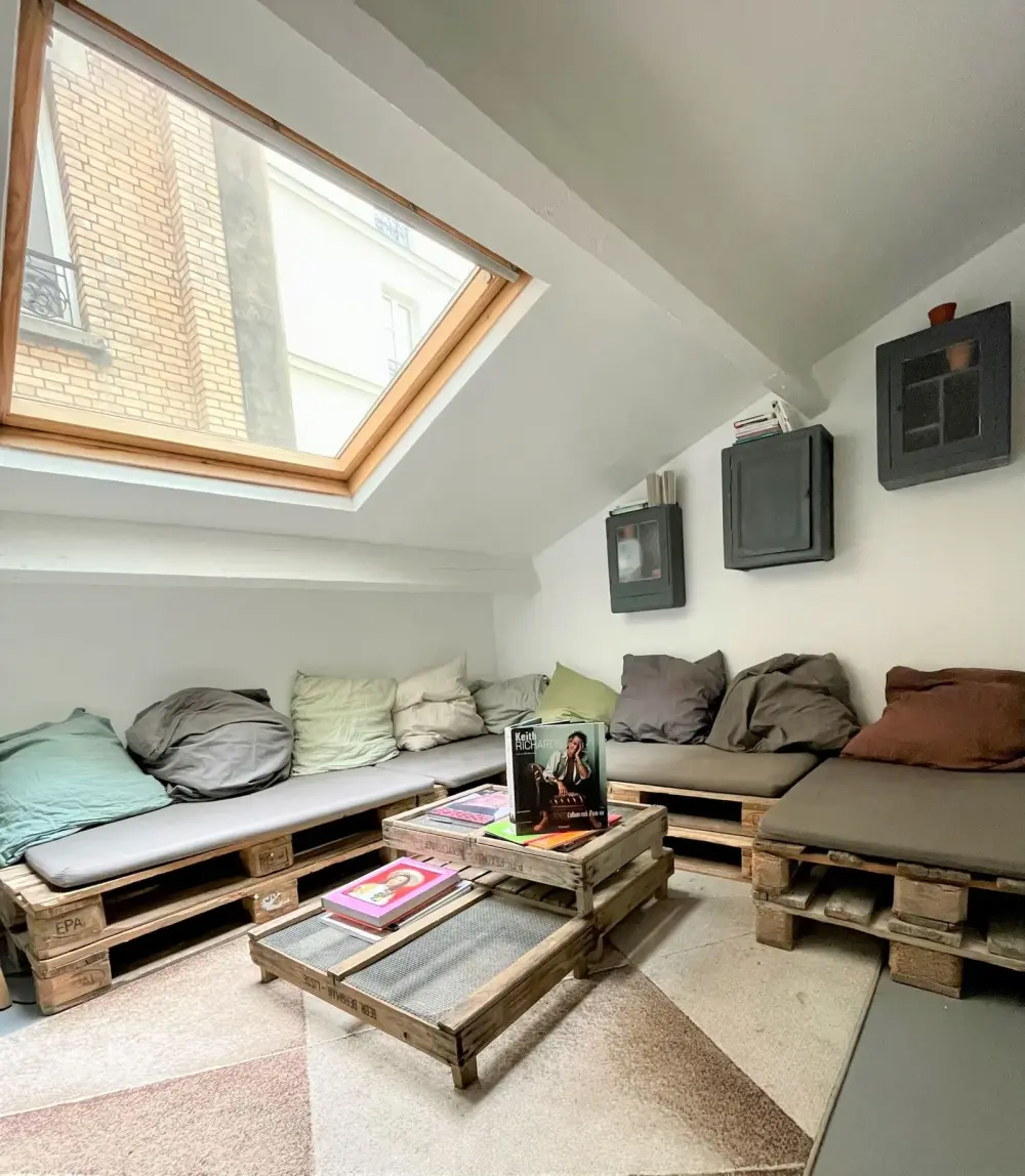 Be Coworking La Jonquière, CABINE TELEPHONIQUE LENNON, Paris 17e