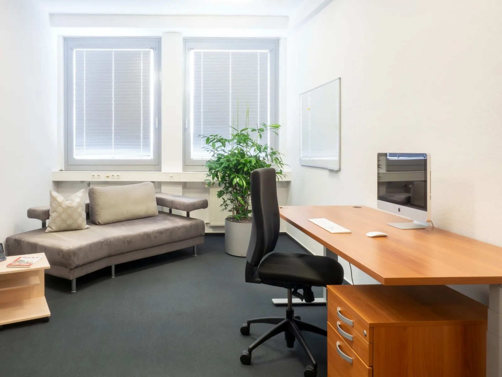 Calamus Büroservice, Private office, 1 desk, Essen