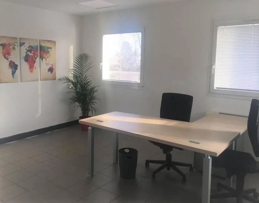Call Entreprises, Private office, 2 desks, Caissargues