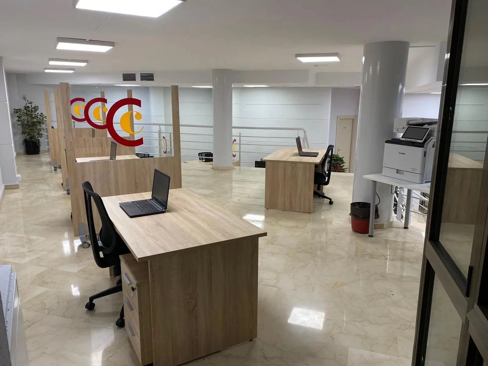 Cámara Teruel, Open-plan office, Teruel