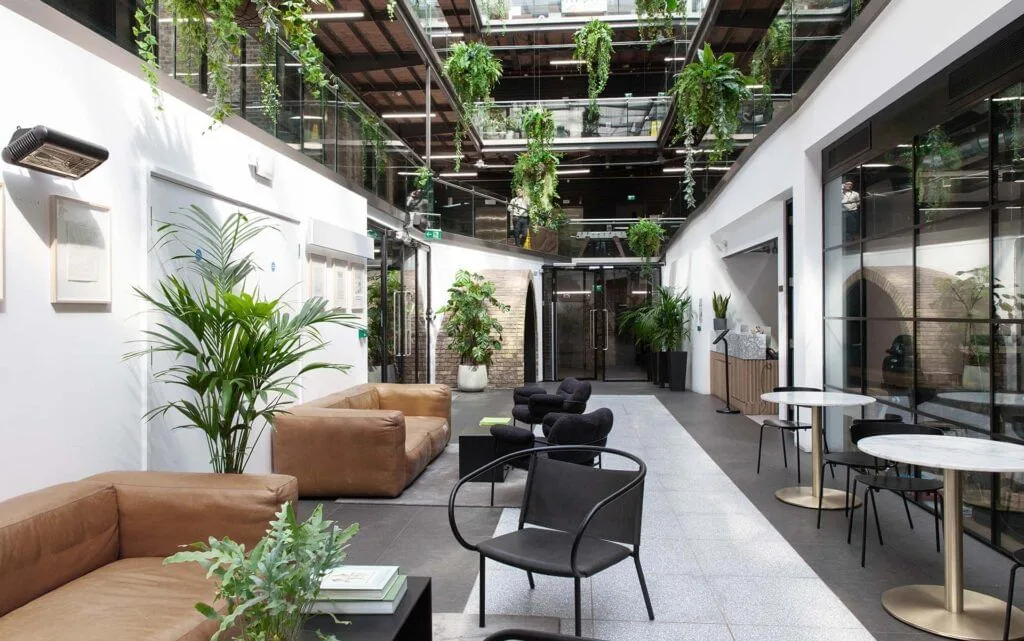 Camden House, Lounge, London