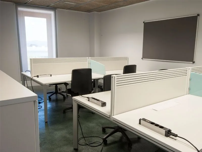 Can Gavarra, Private office, 4 desks, Polinyà