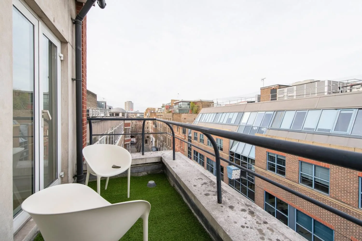 Canvas Offices - St John's Lane, Terrace and outdoor space, London