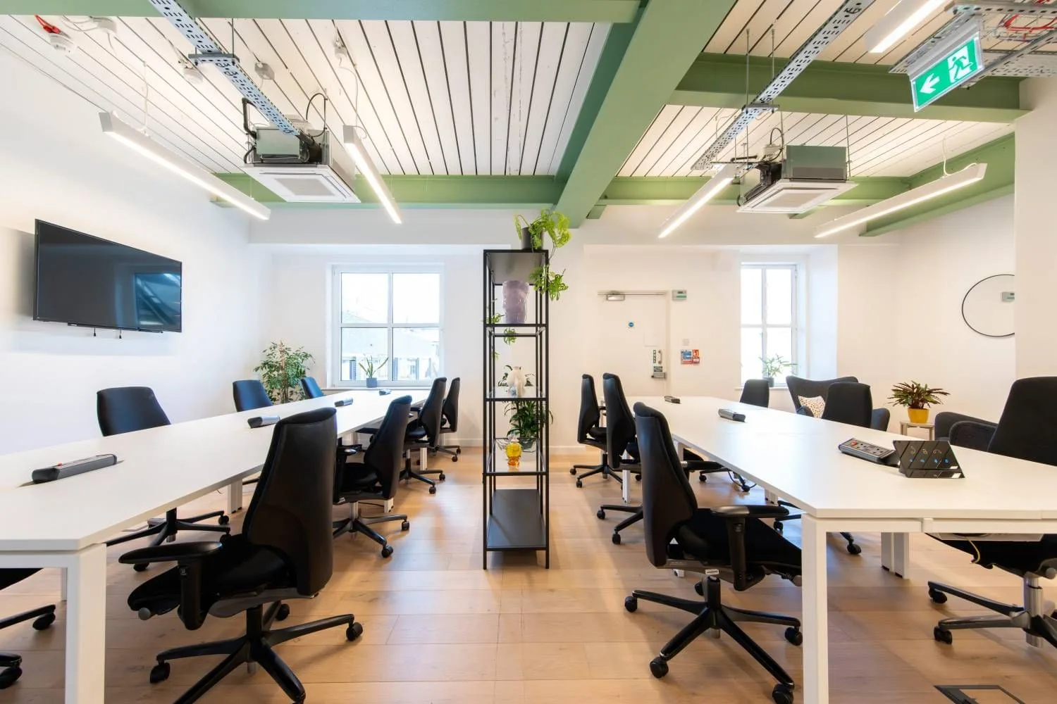 Canvas Offices - St John's Lane, Open-plan office, London