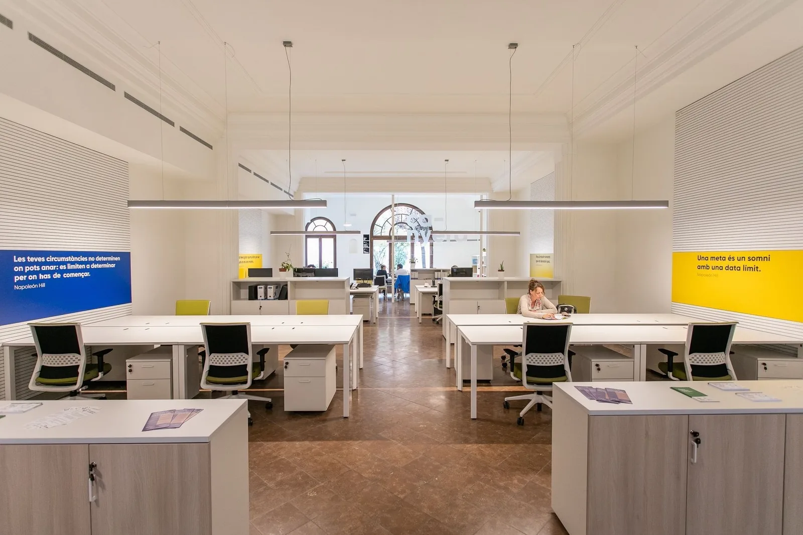 Canyera Coworking, Open-plan office, Olot
