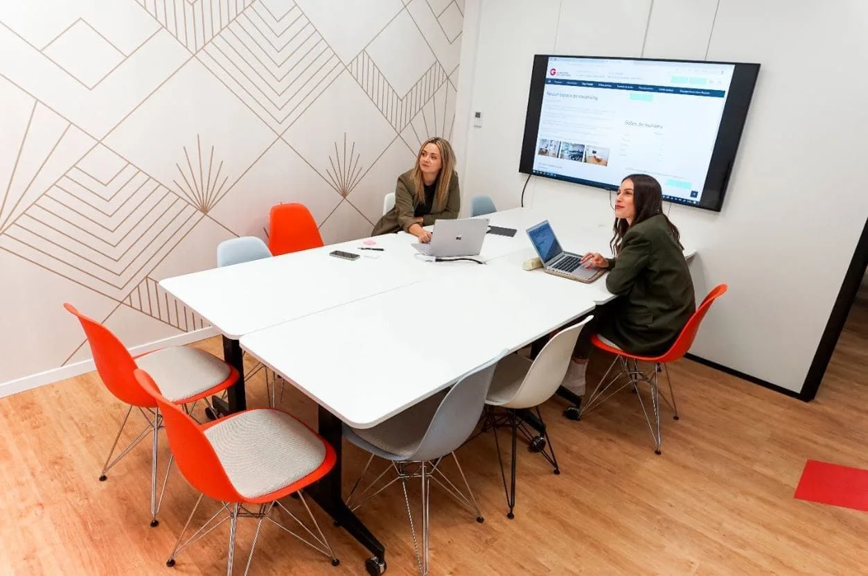 Cap Cowork Nimes, Meeting room for 8 people, Nîmes