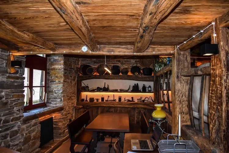 Casa Quiñones , Sala de reuniões para 6 pessoas, A Proba