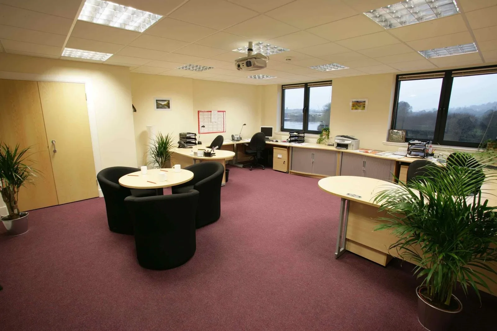 Castlecroft Business Centre, Private office, 3 desks, Dundee