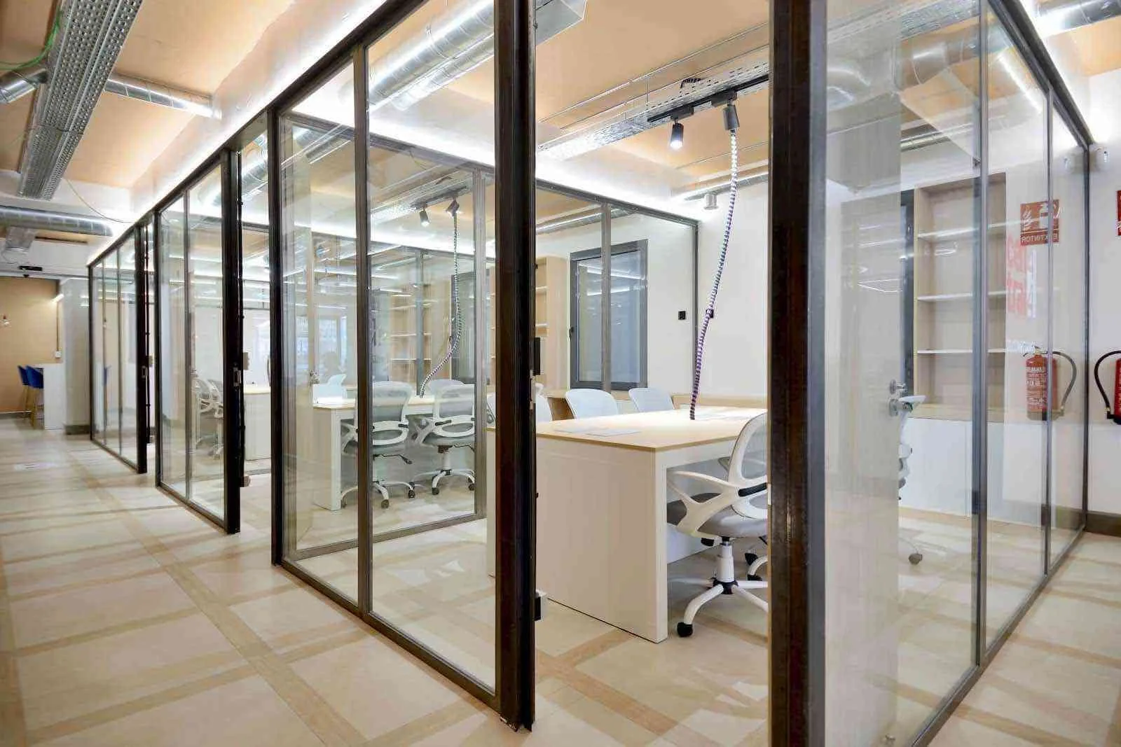 Central 44 Coworking, Despacho privado con 4 puestos, Madrid