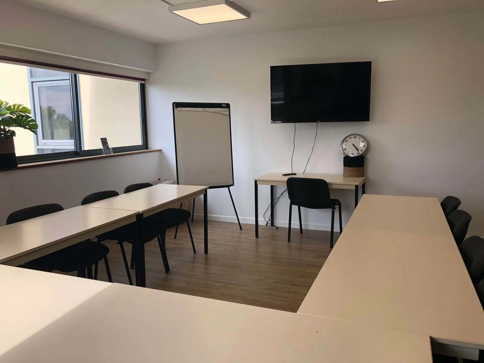 Centre d'affaires Economis, Schulungsraum für 10 Personen, Avignon