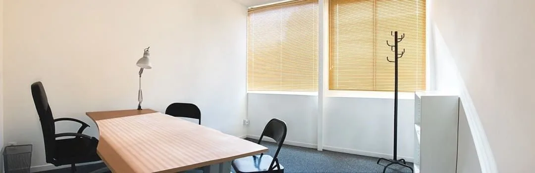 Centre d'affaires du Mas des Rosiers, Private office, 1 desk, Nîmes