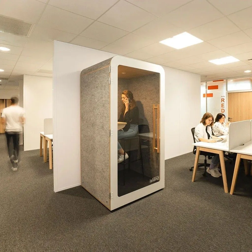 Centre Ouiflex Rennes - Beaumont, Phone booth, Rennes