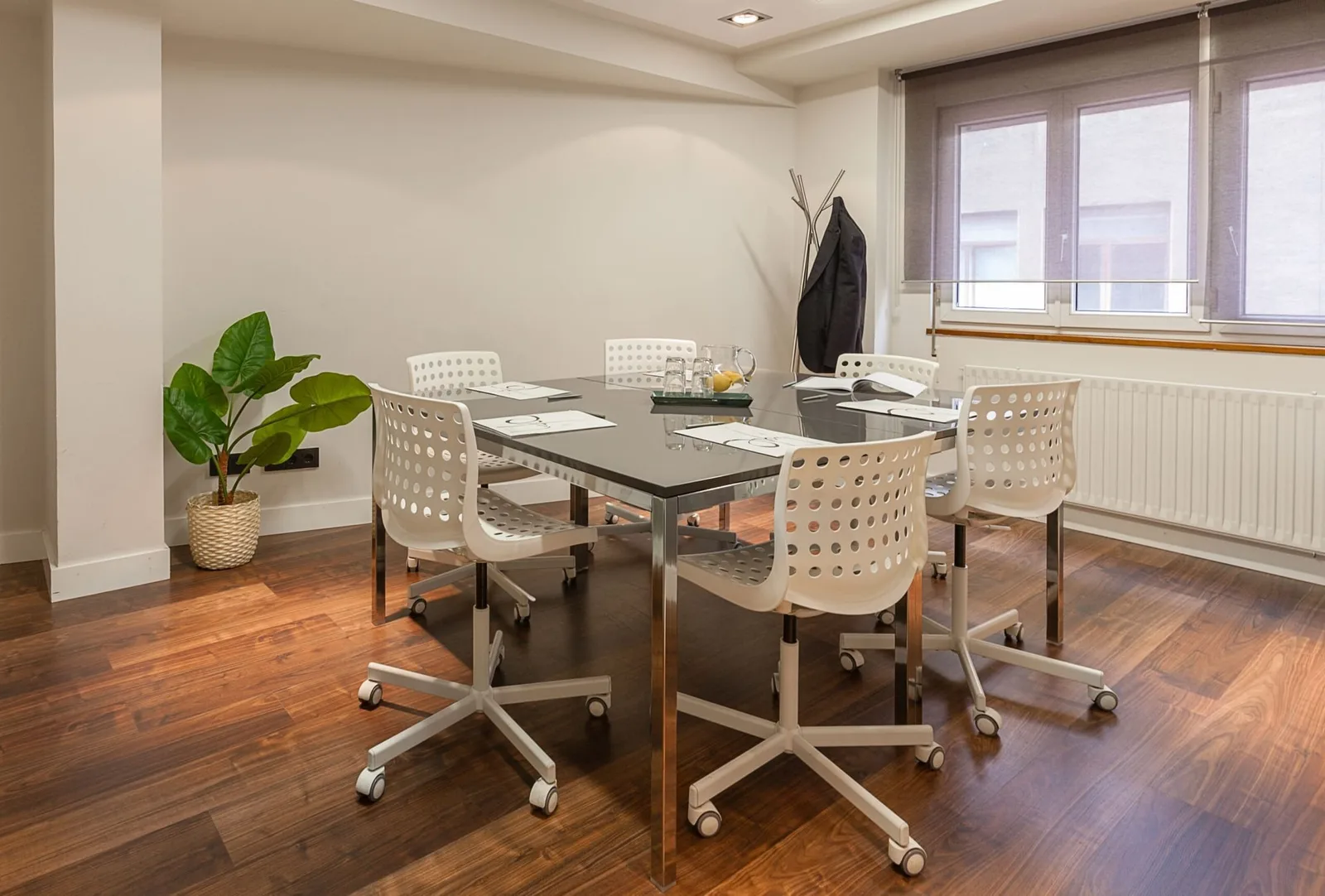 Cervantes , Meeting room for 6 people, Gijon