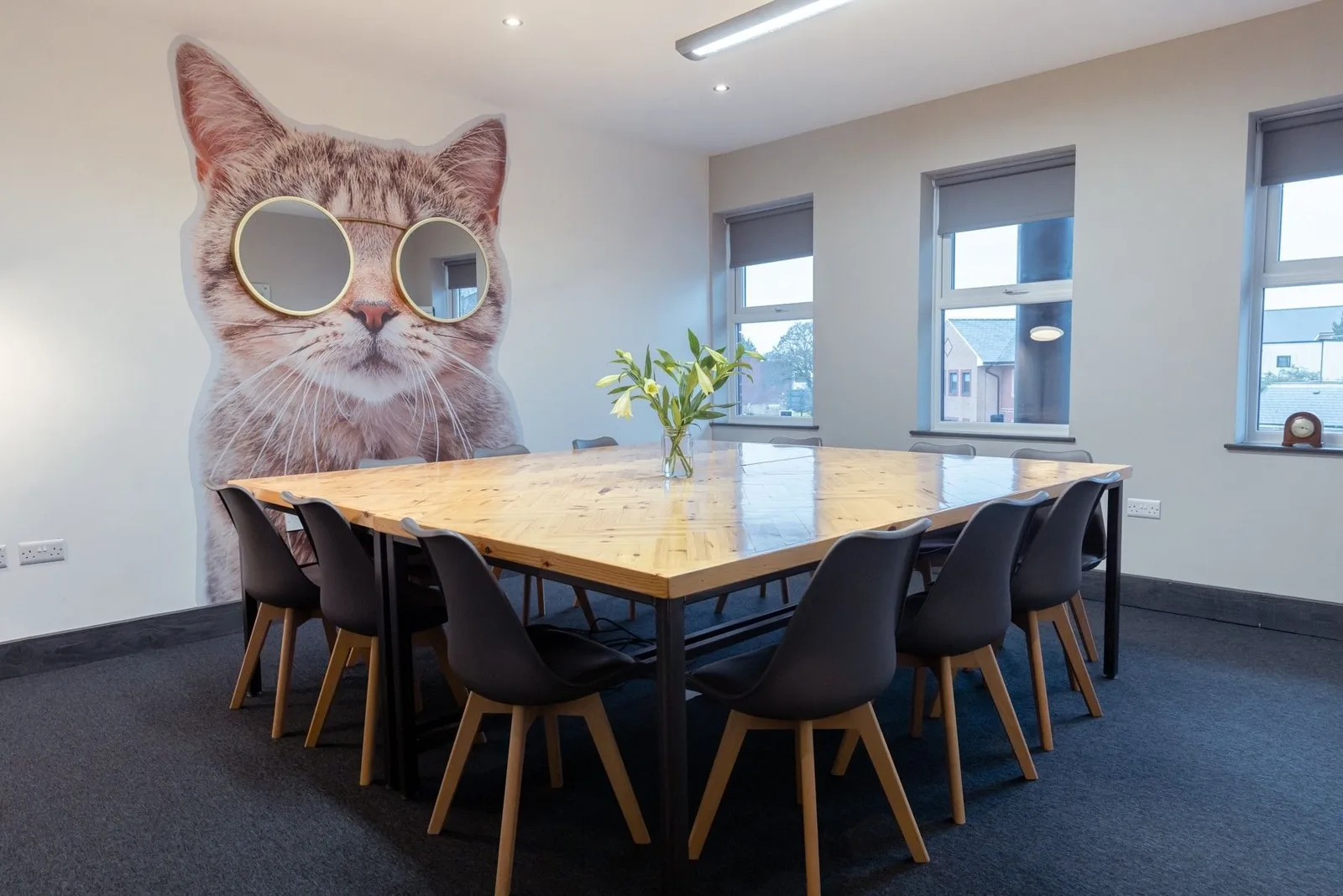 Chadwick - Wellington House W2 Business Centre - Cardiff, Meeting room for 10 people, Wales