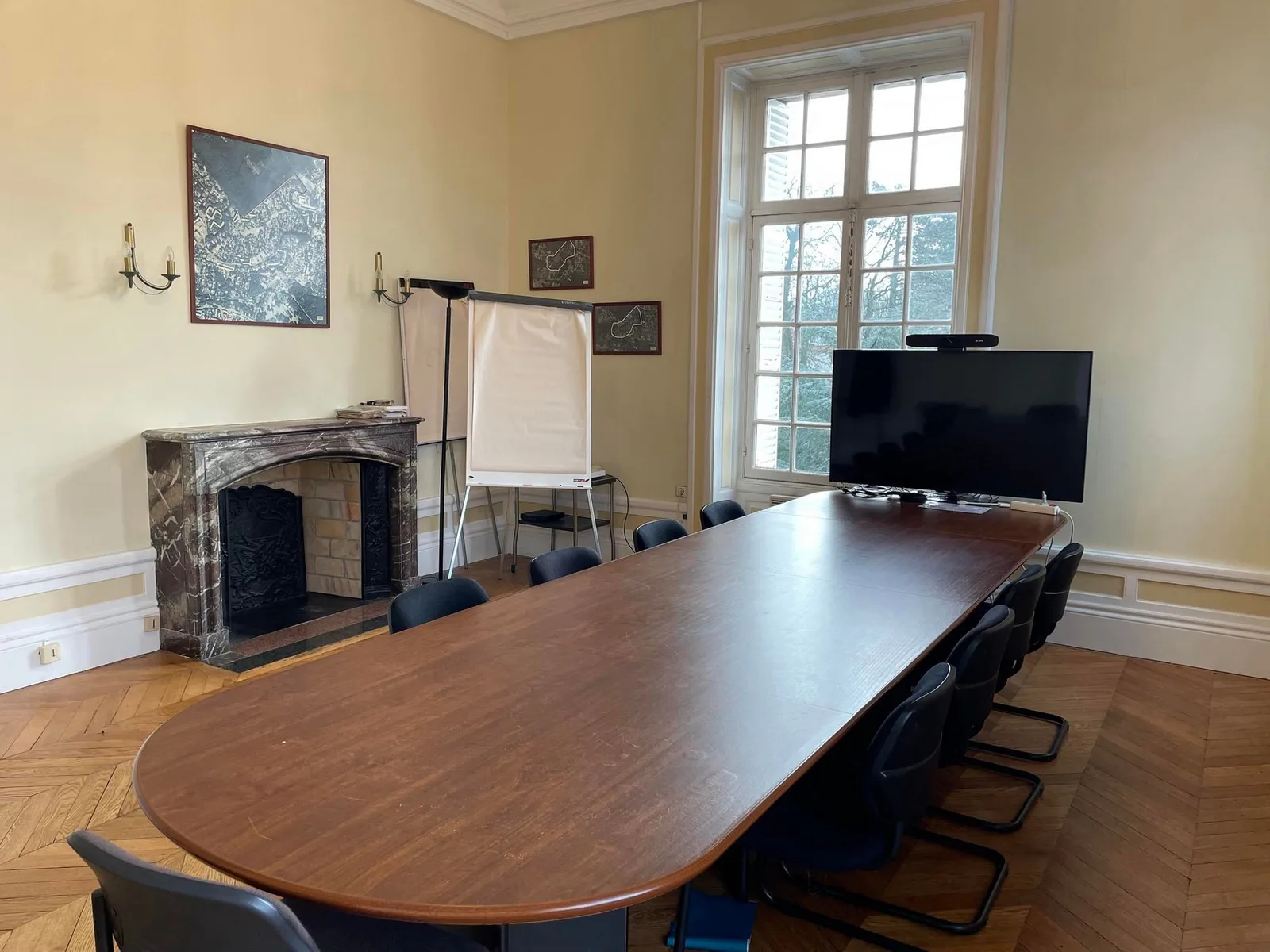 Château du Domaine Saint François d'Assise, Besprechungsraum für 10 Personen, La Celle-Saint-Cloud