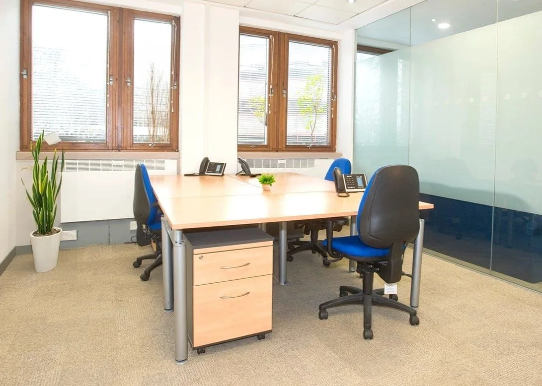 City Skyline, Bureau privatif 4 postes, Epsom