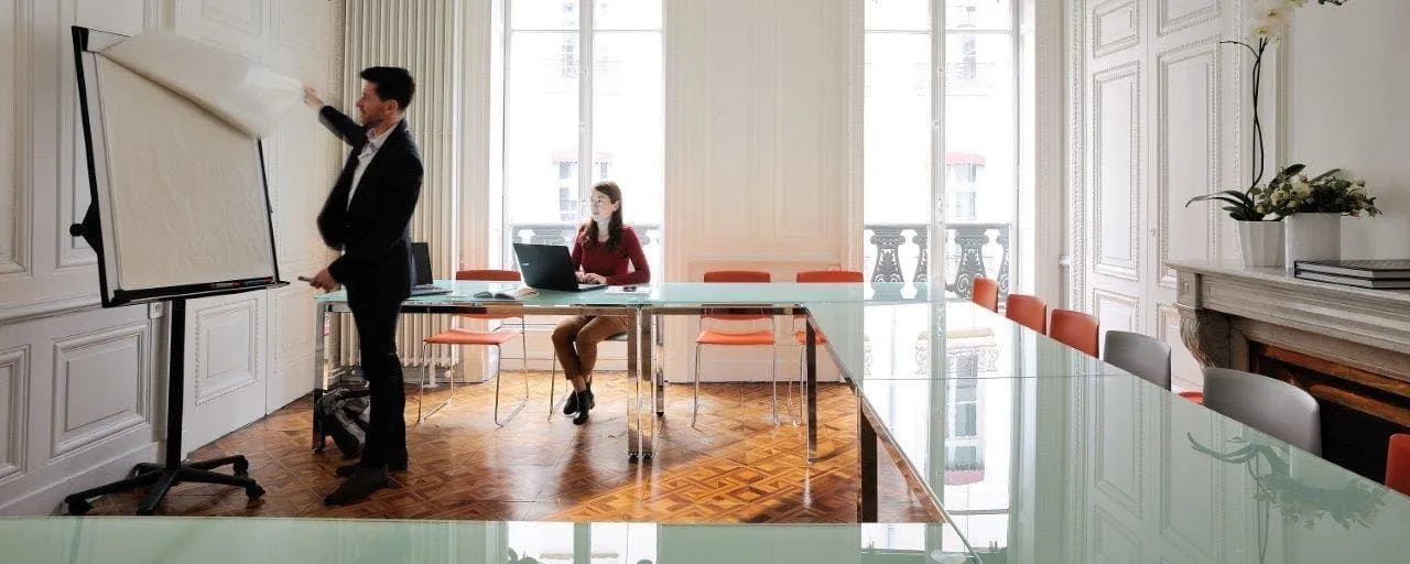 City Work Lyon Terreaux, Meeting room for 12 people, Lyon 1er