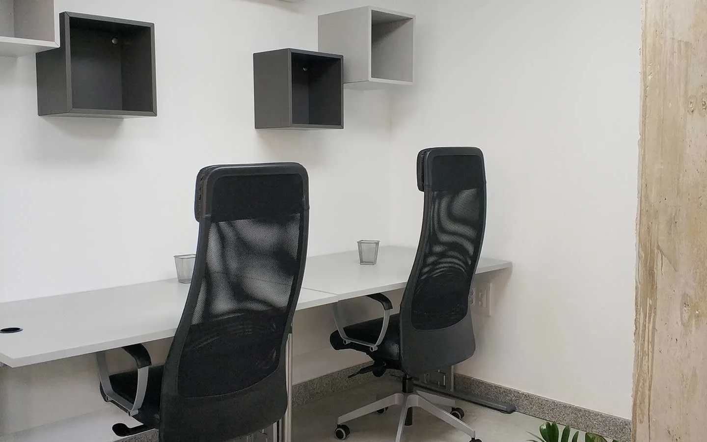 Clot De La Sal, Private office, 2 desks, Novelda