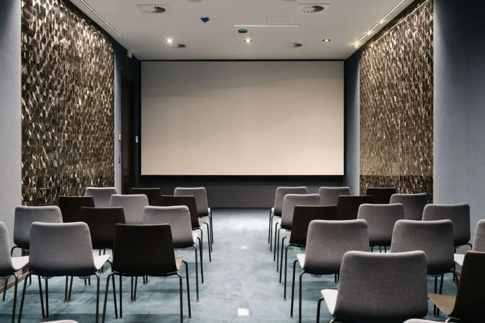 Cloud Seven, Private office, Brussels