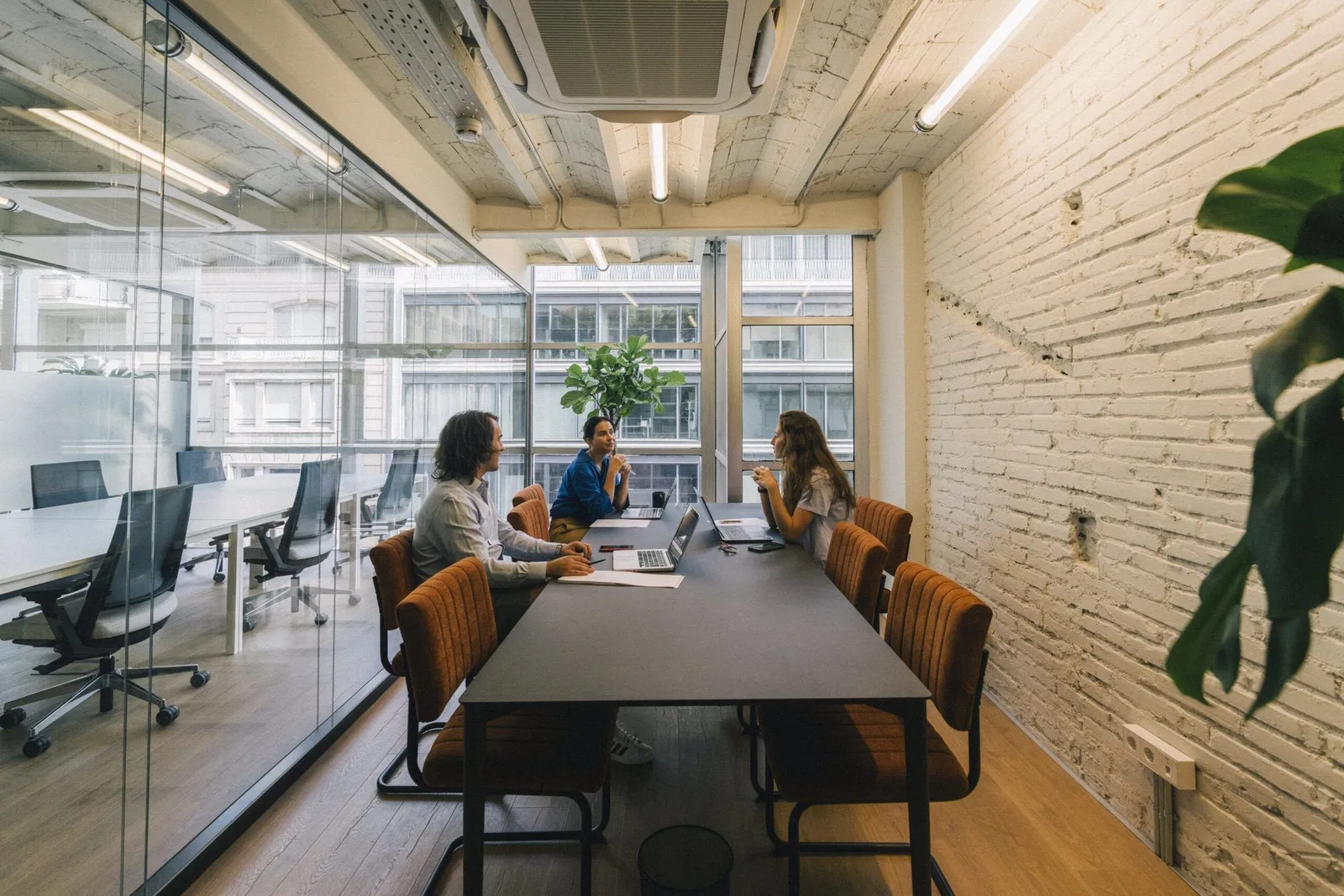 Cloudworks Tuset - Diagonal, Meeting room for 8 people, Barcelona