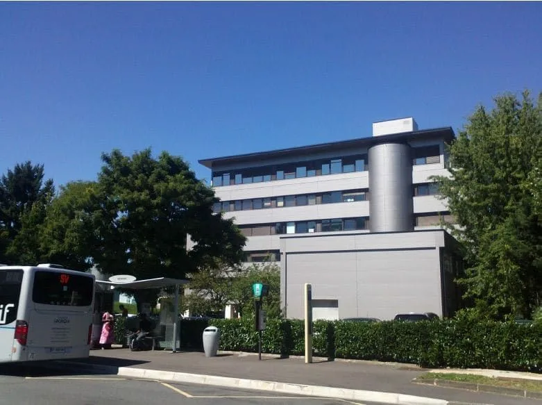 Club Astra, Gebäudefassade, Vélizy-Villacoublay
