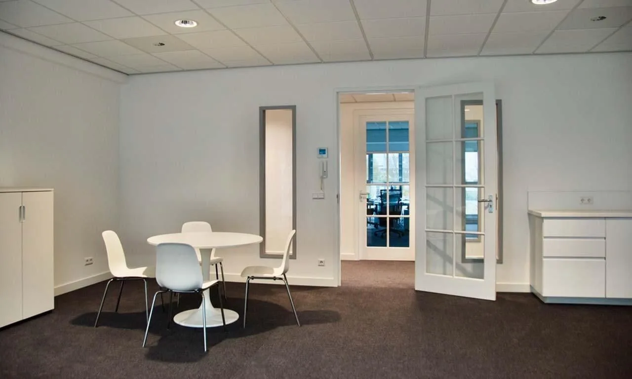 Co-Office Schiedam, Salle de réunion 4 personnes, Schiedam