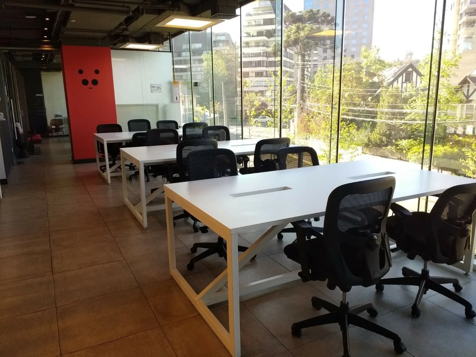 Co-Work Los Abedules, Espacio diáfano, Vitacura