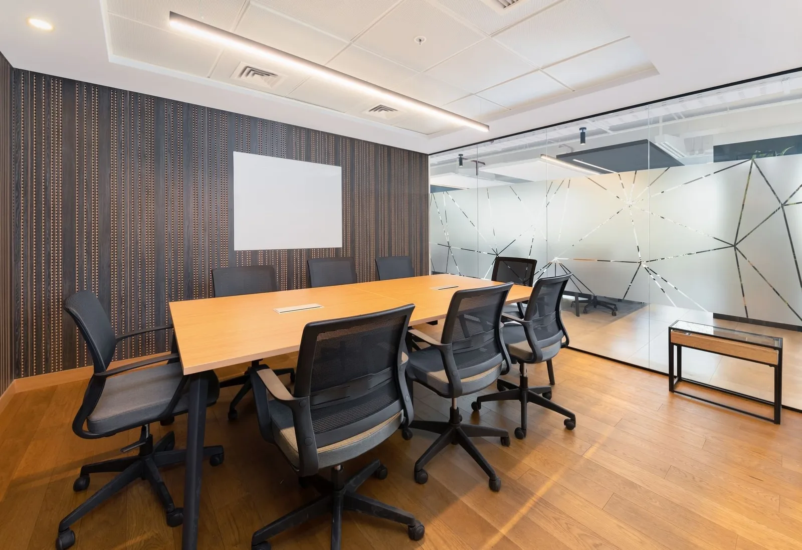 Co-Work La Dehesa, Meeting room for 8 people, Lo Barnechea