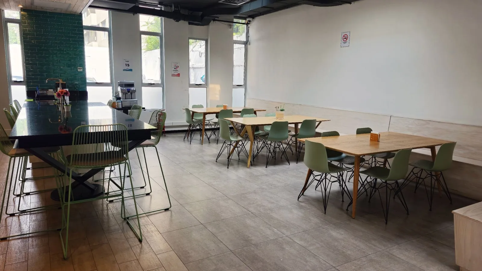 Co-Work Isidora, Cafetería, Santiago