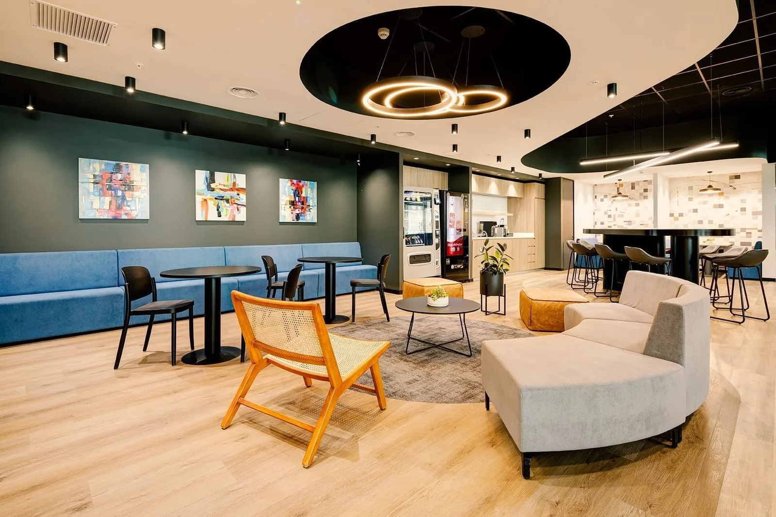 Co-Work Office Flex, Cafetería, La Florida