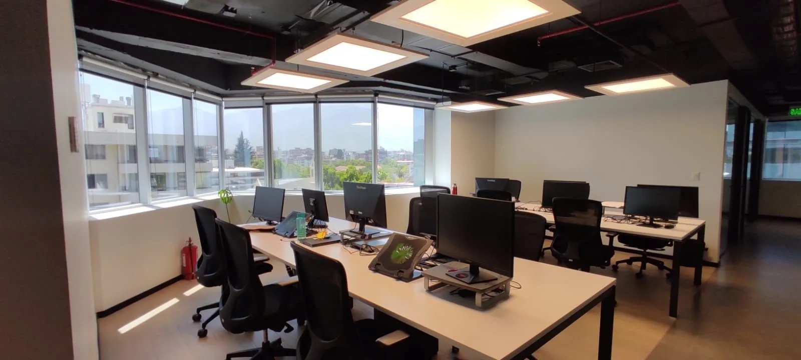 Co-Work Suecia, Open-plan office, Providencia