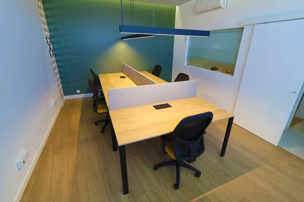 Cobo Cowork, Despacho privado con 4 puestos, Marinha Grande