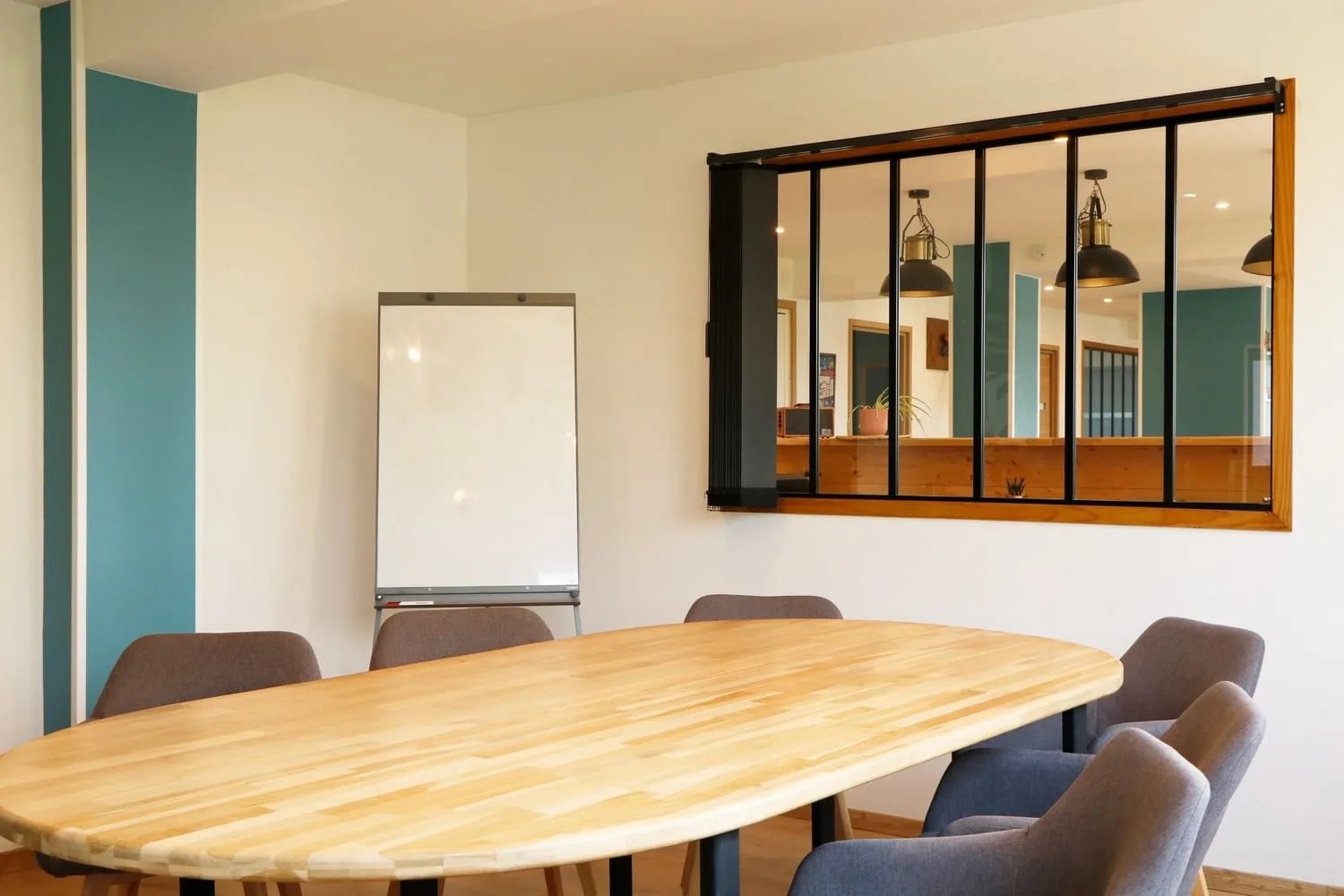 Cocktail Numérique Coworking, Meeting room for 6 people, Le Havre