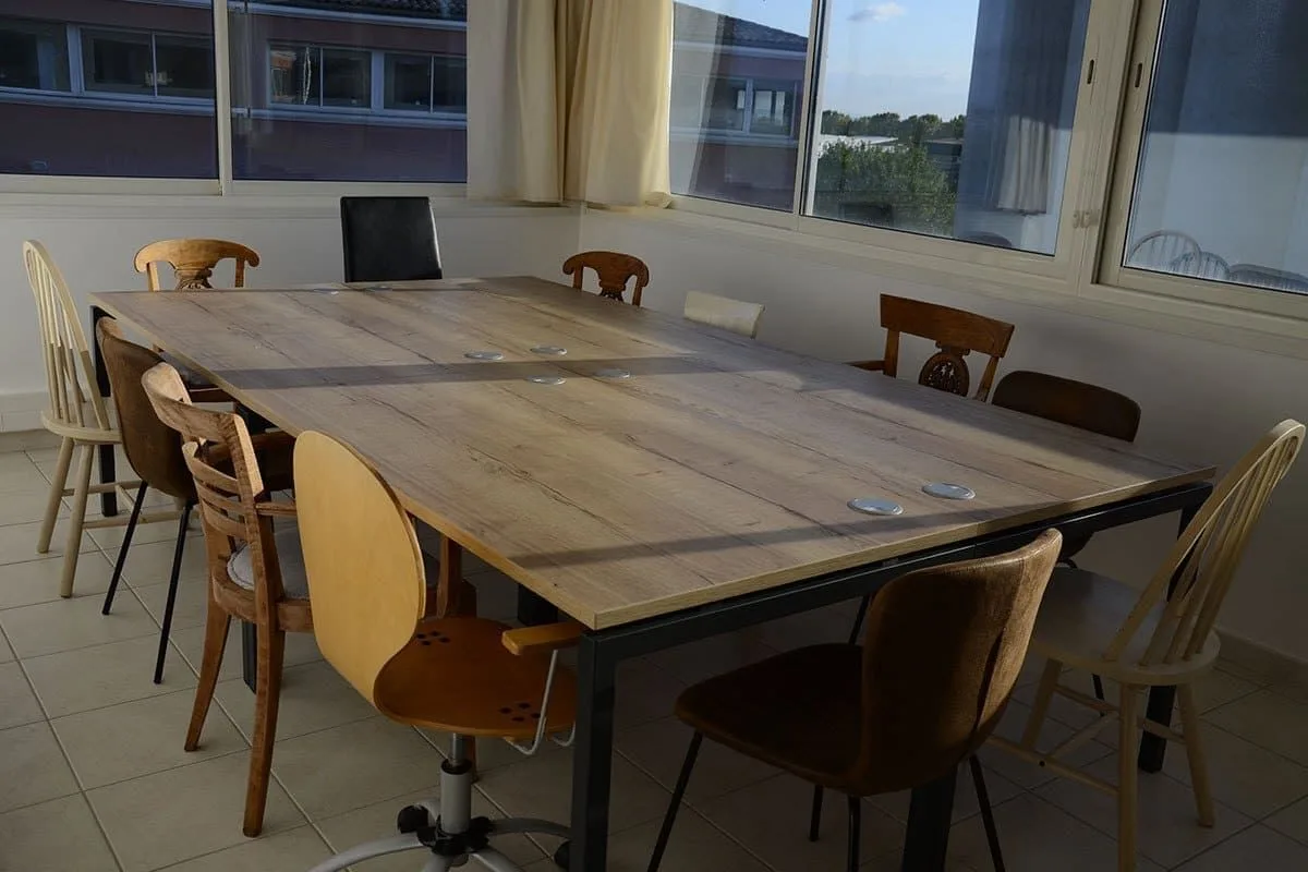 COcoon’WORK, Besprechungsraum für 10 Personen, Manosque
