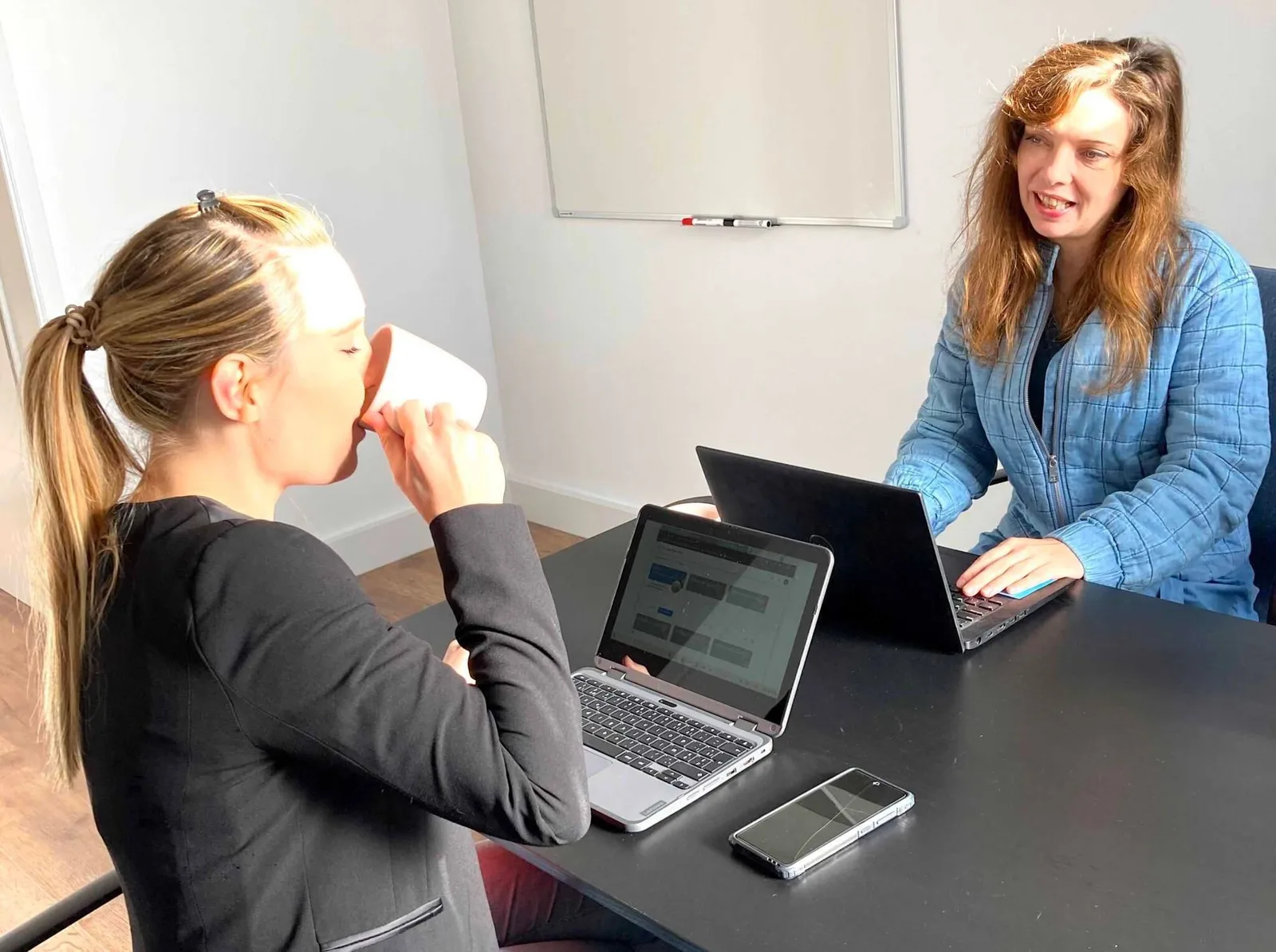 CoCorner, Privékantoor met 2 werkplekken, Hougaerde