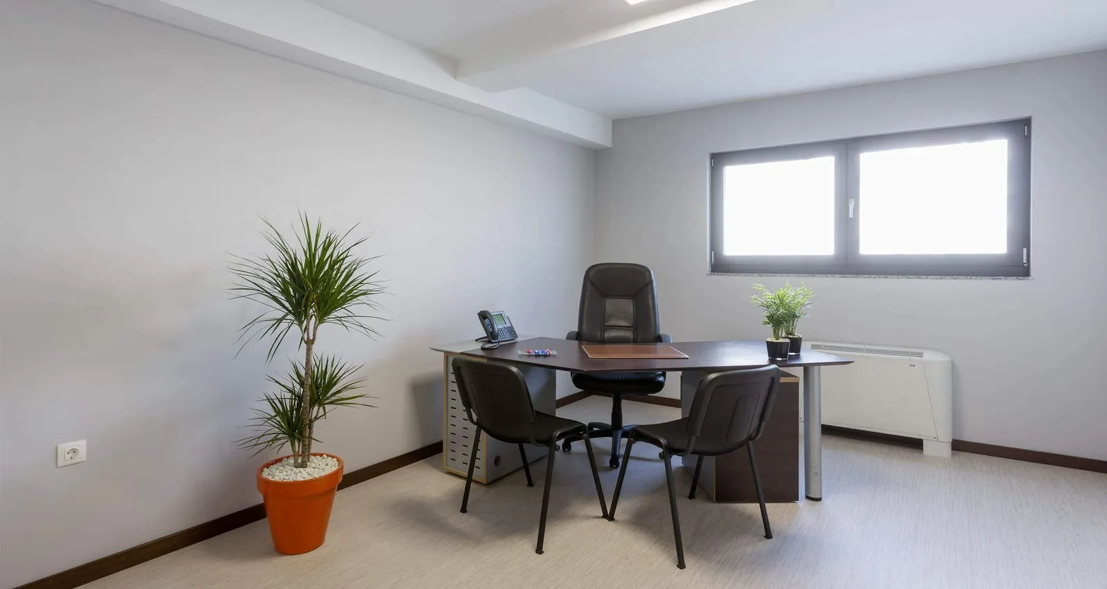 Colab Center, Escritório privativo com 1 posto, Lugo