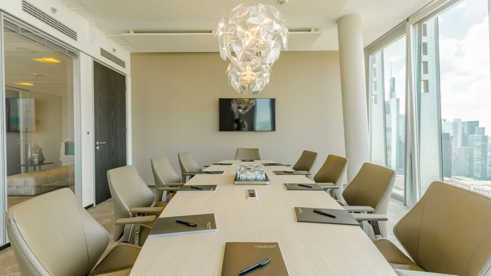 Collection Business Center Frankfurt Nextower, Meeting room for 10 people, Frankfurt am Main