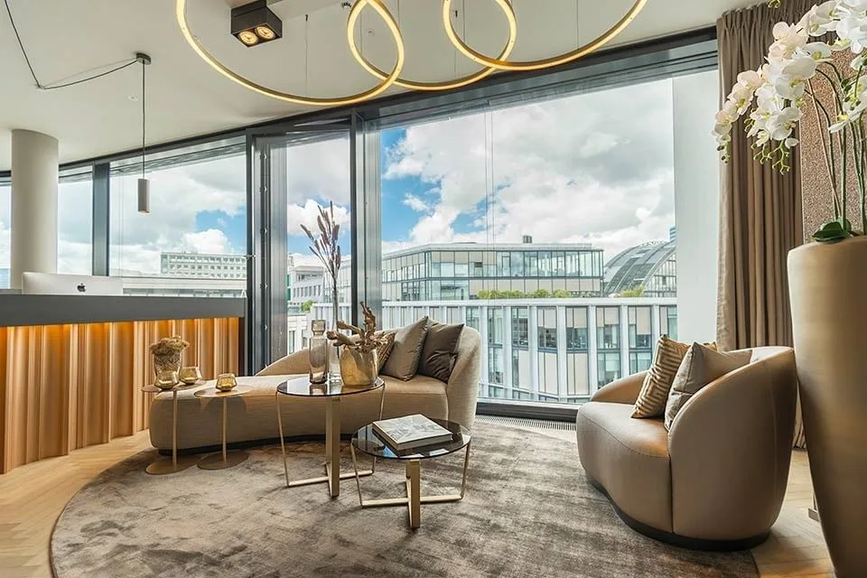 Collection Business Center Hamburg Hohe Bleichen, Reception, Hamburg
