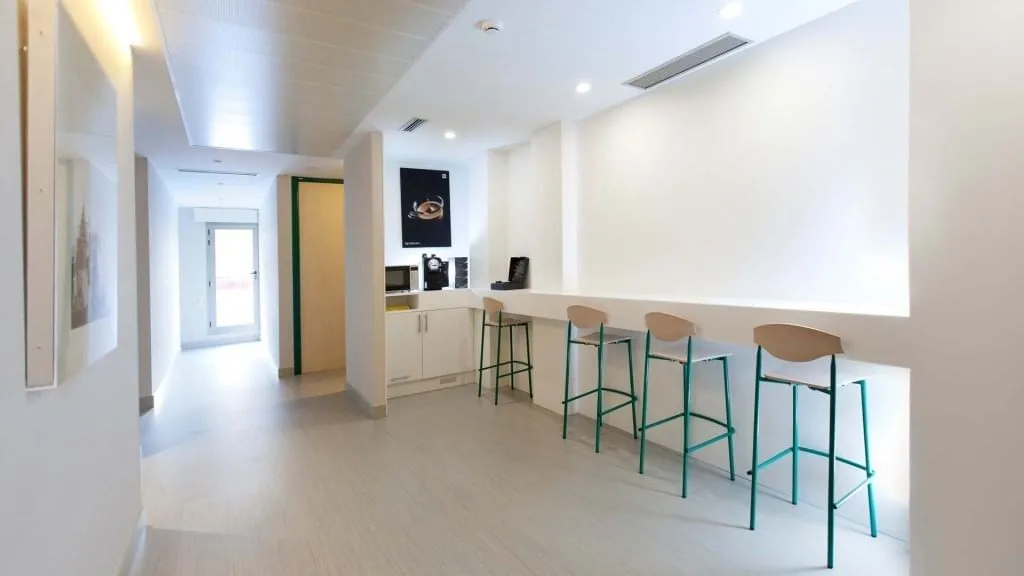 Colón Business Center, Kitchen, Valencia