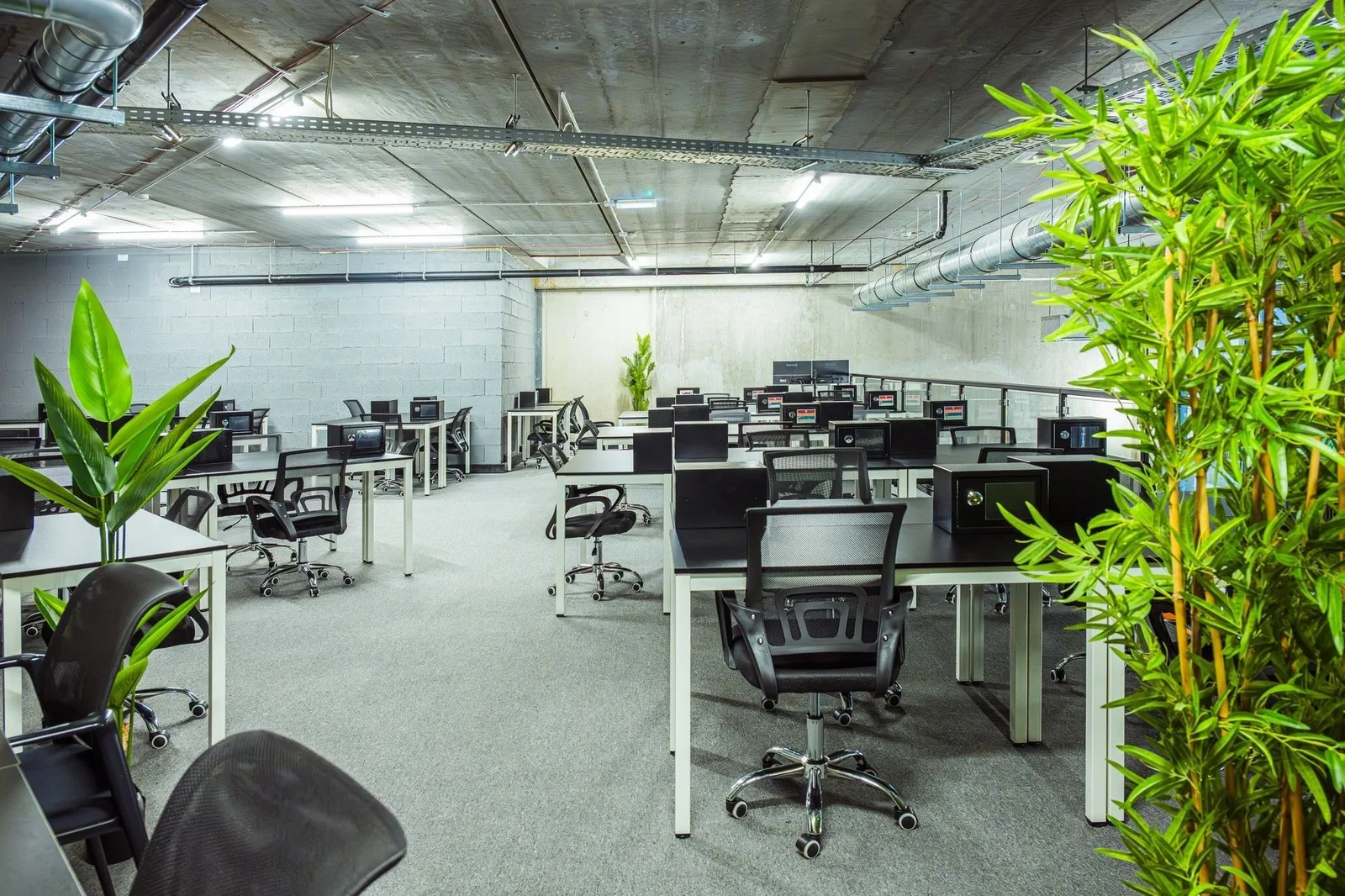 Colors Business Center - Differdange, Open-plan office, Differdange