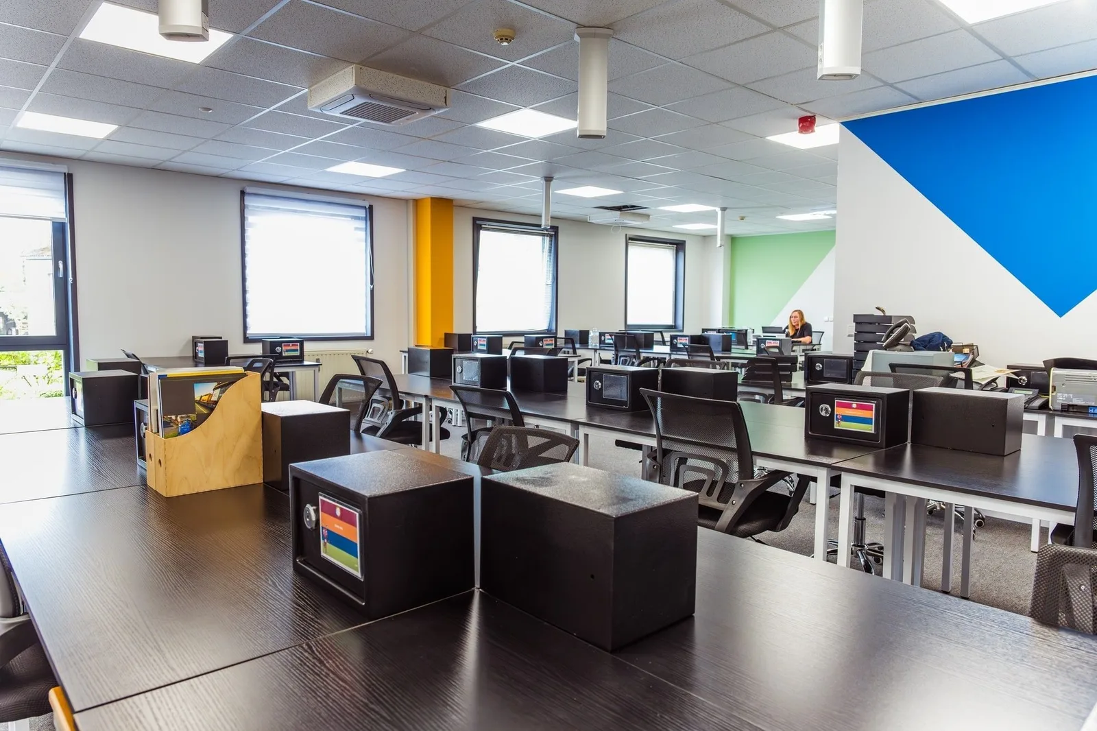 Colors Business Center - Industrie - Bertrange, Open space, Bertrange